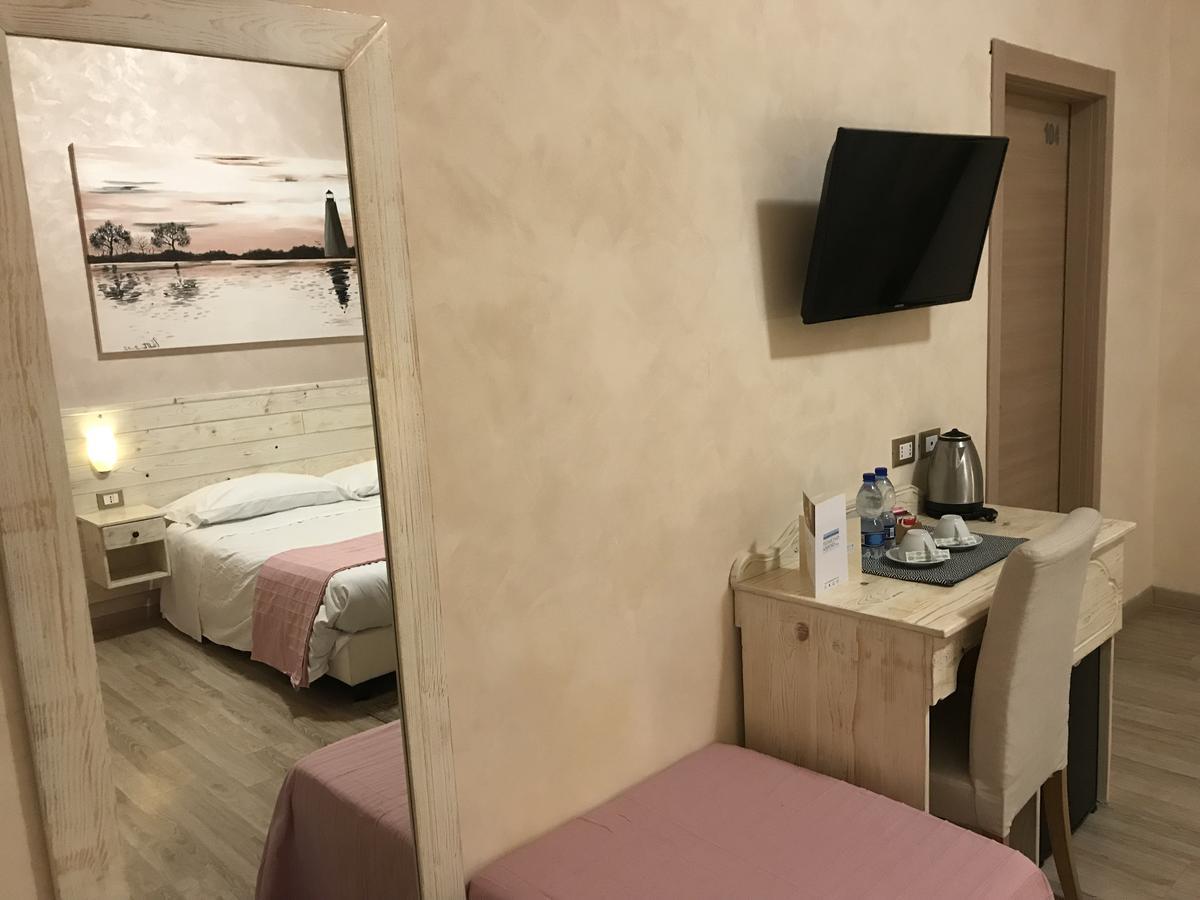 Fiumicino Airport B&B Deluxe Екстер'єр фото